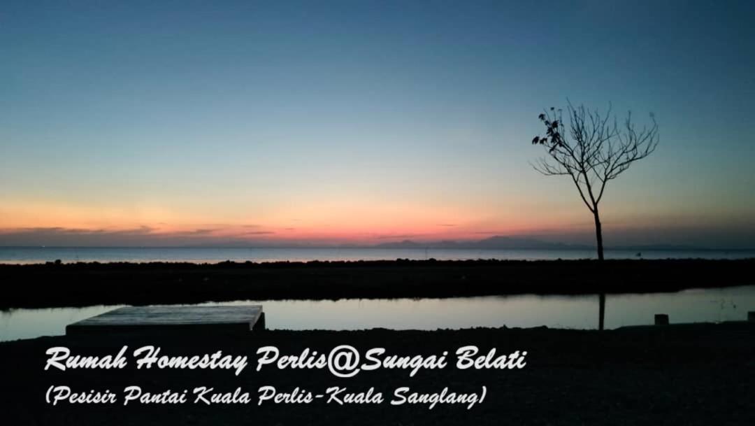 Villa Rhumah Sungai Belati à Simpang Empat  Extérieur photo