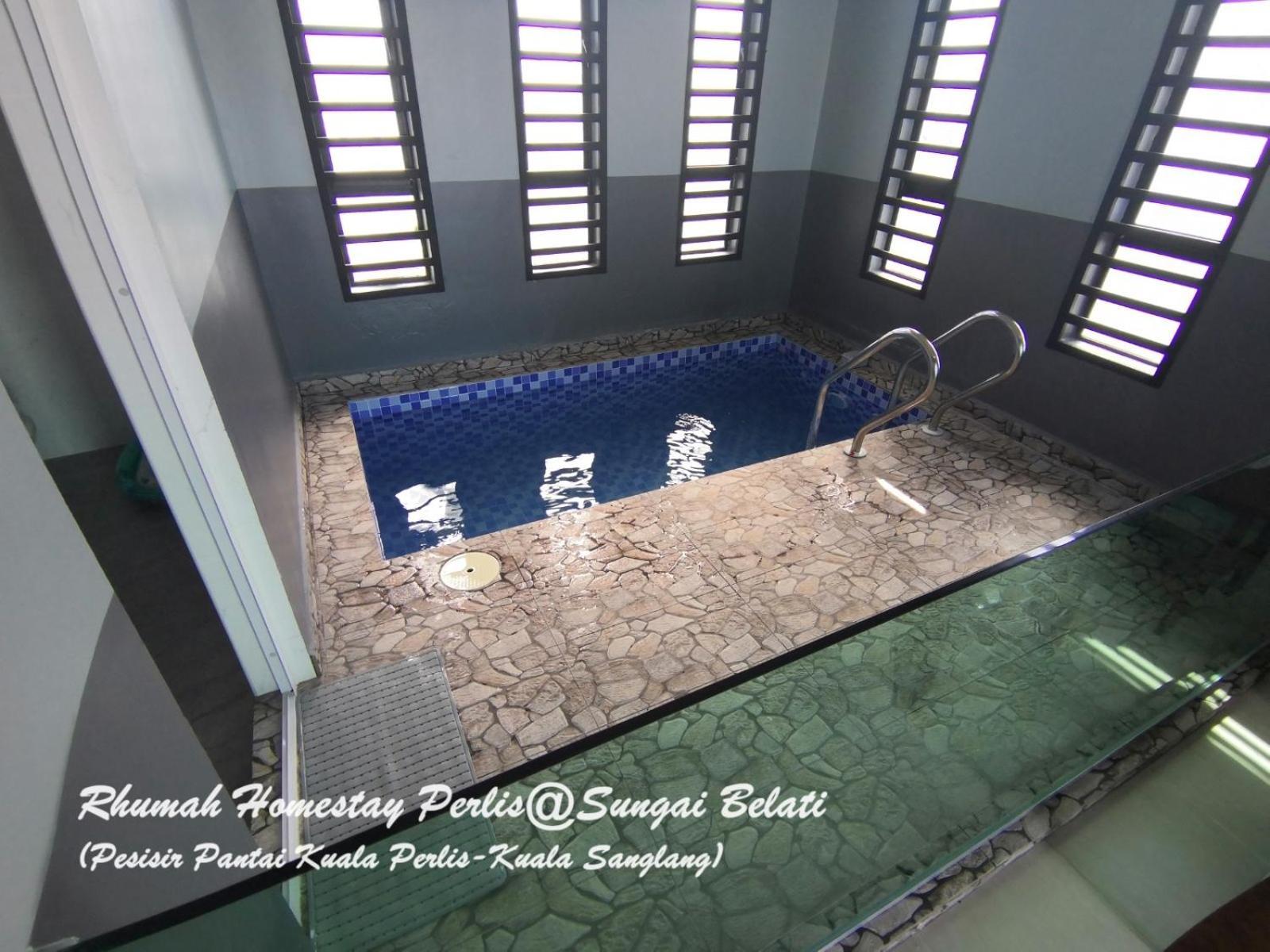 Villa Rhumah Sungai Belati à Simpang Empat  Extérieur photo